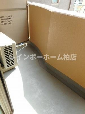 【仲介手数料：50％OFF】対象物件！のバルコニー|バルコニーからの眺めを楽しみながら食事をしませんか