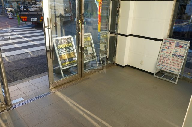 アーバイル月島駅前のロビー