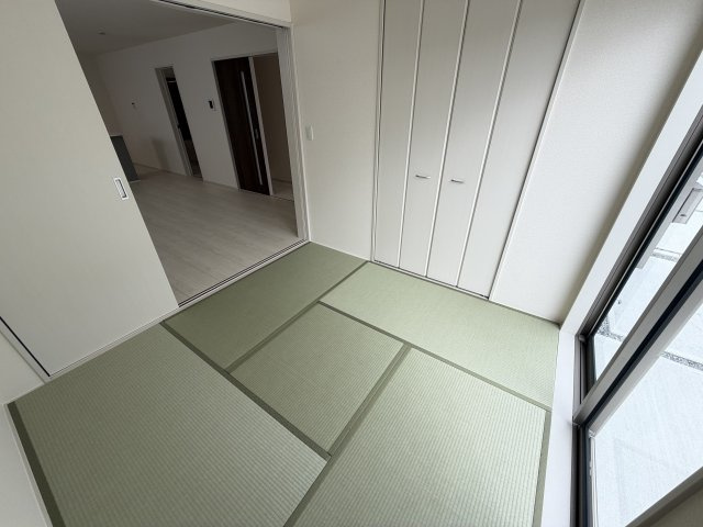 西原町幸地（全3棟）ラスト1号棟の和室|1号棟　和室4.5帖＋収納付き♪