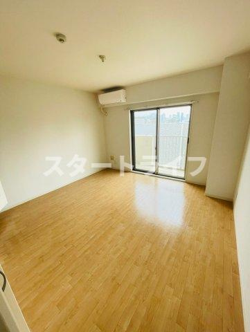 大阪市淀川区野中南２丁目の賃貸マンションの居間・リビング