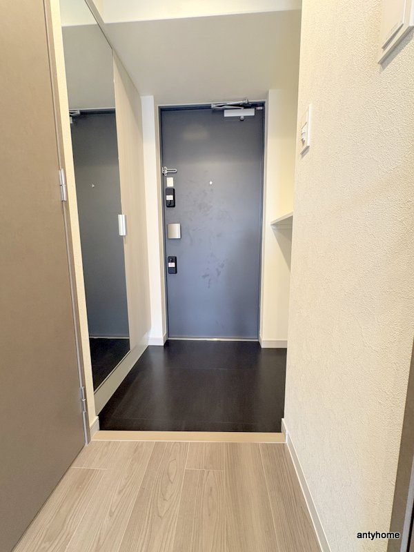 プレリス大阪今里サヴィア　仲介手数料無料の玄関