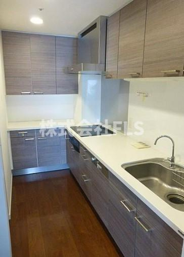 港区赤坂６丁目の賃貸マンションのキッチン