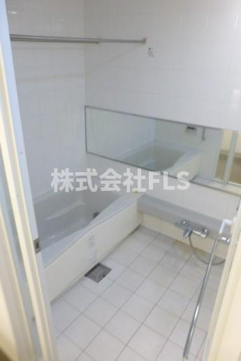 港区赤坂６丁目の賃貸マンションの浴室