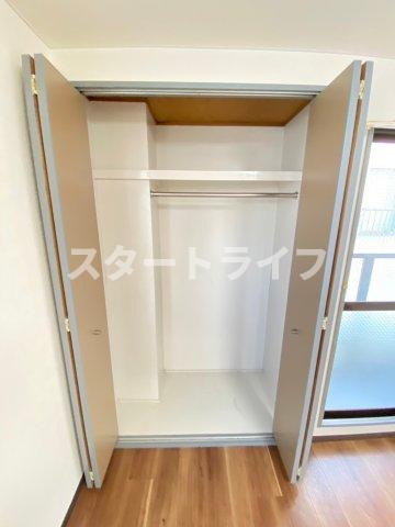 大阪市東淀川区東中島５丁目の賃貸マンションの収納