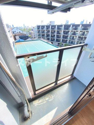 大阪市東淀川区東中島５丁目の賃貸マンションのバルコニー