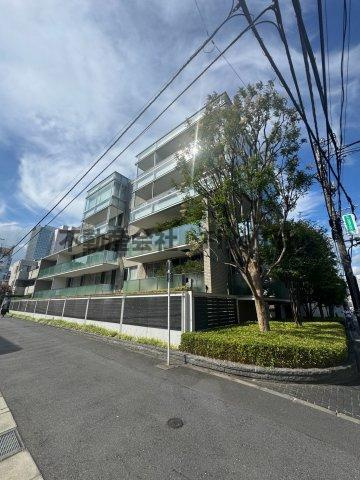 プラウド南青山の外観
