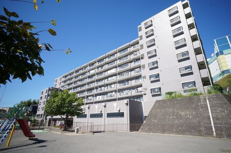 スカイパレス東戸塚の外観