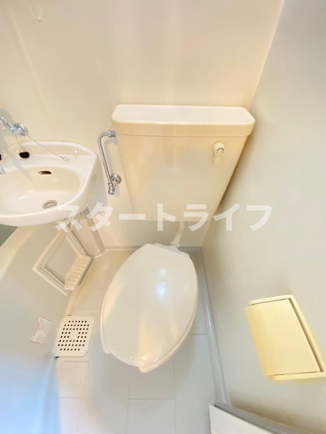 大阪市東淀川区淡路１丁目の賃貸マンションのトイレ