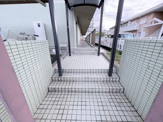 グリーンヒル夏見Ⅲのエントランス