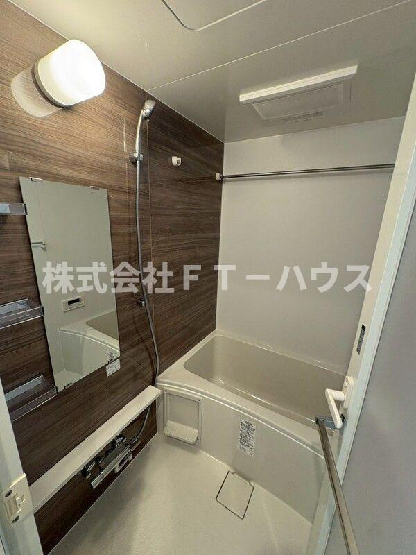 LUXENA+PAWS南行徳の浴室