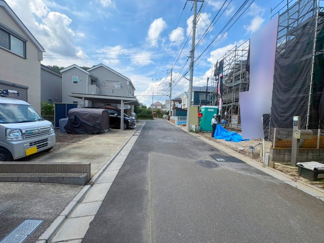 戸建 清瀬市下清戸１丁目の前面道路含む現地写真