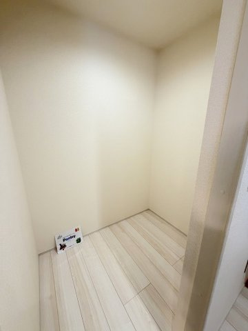八潮市緑町3丁目　新築戸建　全4棟　3号棟の収納|食品や日用品をストックできる便利なパントリー付