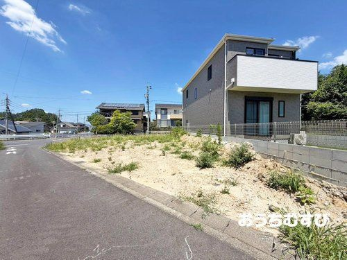 守山区深沢(全2区画)の前面道路含む現地写真