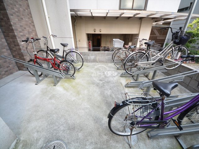 クリスタルブライト谷町のその他共用部分|クリスタルブライト谷町　駐輪場