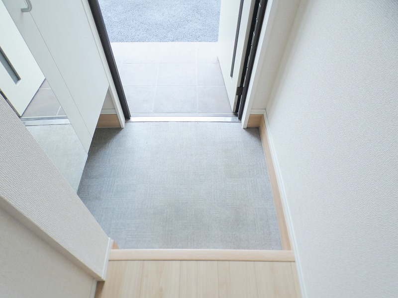 メゾン・ノアールロッシュの玄関
