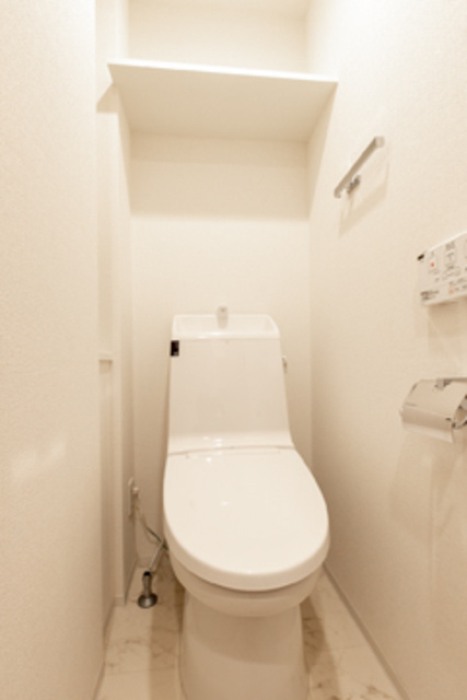レビスタ白金高輪のトイレ|※写真は同タイプ住戸です。