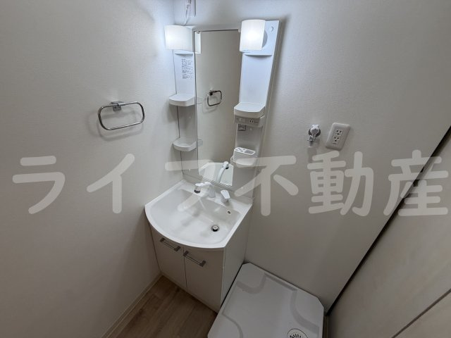 フジパレス東花園駅北1番館の独立洗面台|独立洗面化粧台付き
