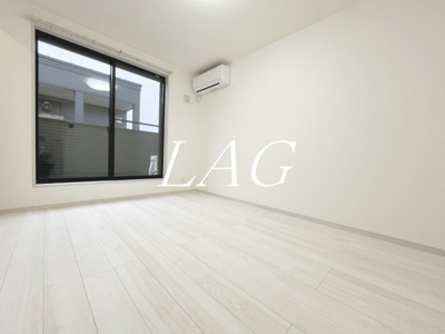 【居間・リビング】 | グランヴィラ七里 | 洋室のお部屋です。（同仕様です）