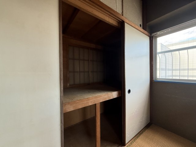 宝笠寺ハイツA棟の収納