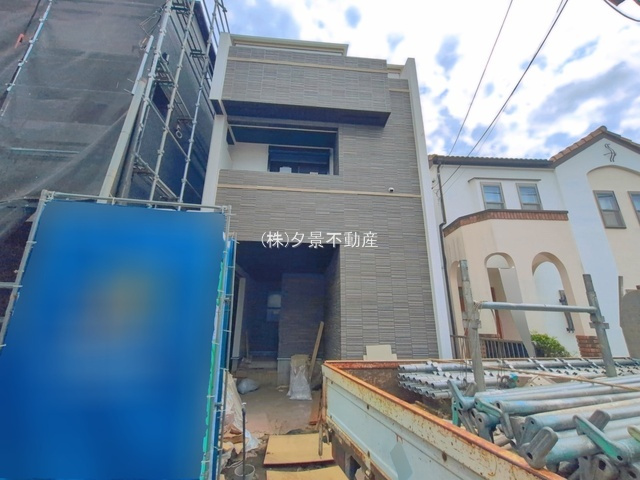 《仲介手数料無料》北区日進町２丁目744新築一戸建てブルーミングガーデンの外観