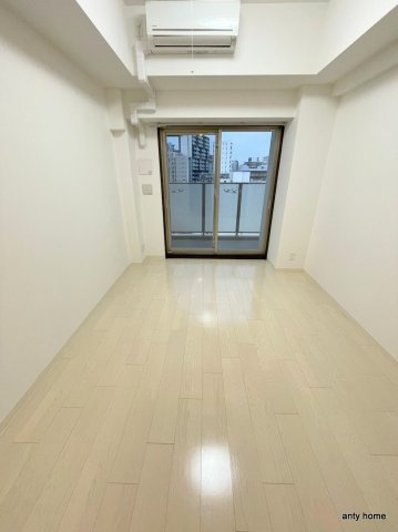 エステムコート新大阪10ザ・ゲート　仲介手数料無料の寝室