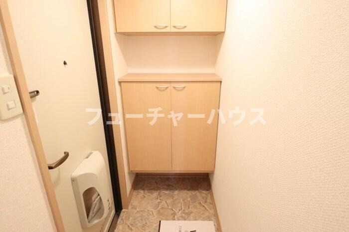 フォレスト自由が丘の玄関