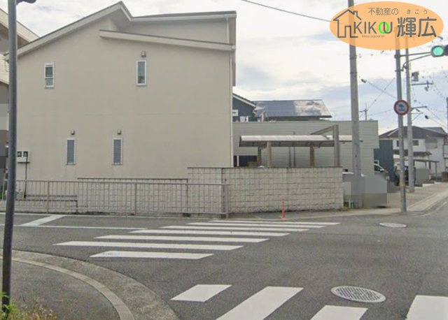 姫路市御国野町深志野　中古戸建の前面道路含む現地写真