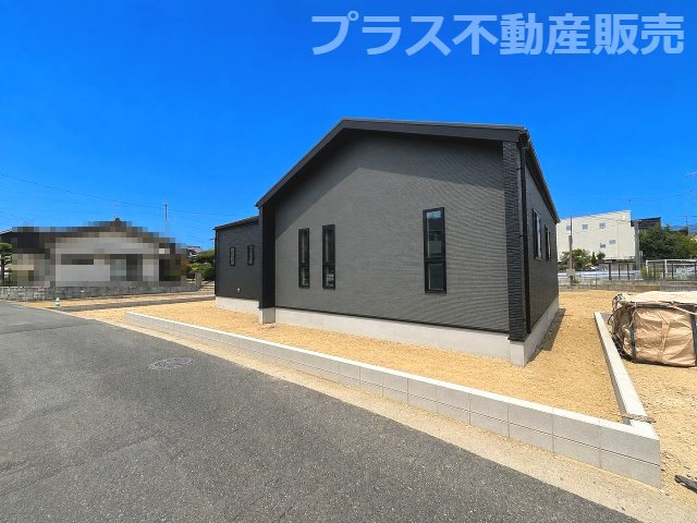 【外観】 | 糸島市篠原西3丁目1期・平屋　1号棟（全2棟）【仲介手数料無料・0円】 | 現地写真。同じ物件を見るなら、プラス不動産販売にお任せ下さい。