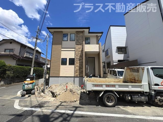 【外観】 | 春日市上白水9丁目1期　1号棟（全1棟）【仲介手数料無料・0円】 | 現地写真。同じ物件を見るなら、プラス不動産販売にお任せ下さい。