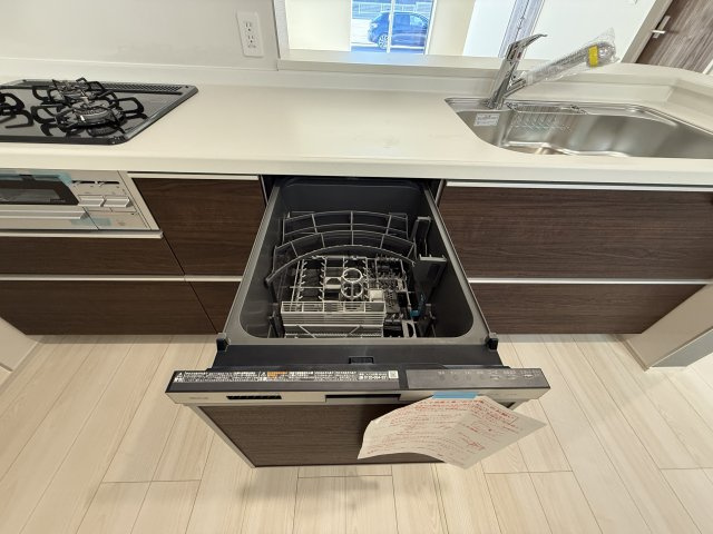 ブルーミングガーデン前橋市女屋町　１号棟（平屋）の設備|【イメージ画像】食器洗い乾燥機付きで家事も時短に！