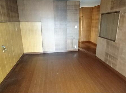 大津市朝日が丘１丁目の店舗事務所の居間・リビング