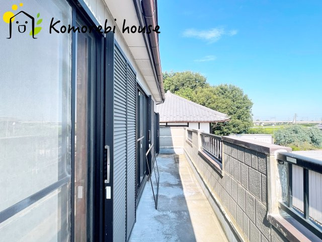 鴻巣市常光　1期　中古一戸建てのバルコニー|暖かな日差しのふりそそぐバルコニー