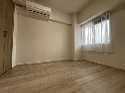 【洋室】 | ライオンズマンション今宿 | 陽当たり良好なので日中は照明に頼ることなく快適にお過ごしいただけます☆