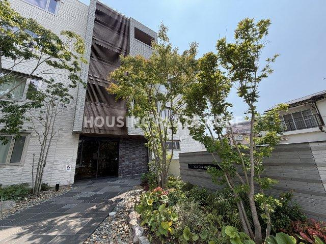 神戸市長田区宮川町４丁目の賃貸マンションのエントランス