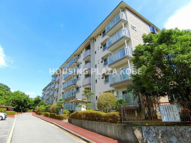 名谷25団地102号棟
