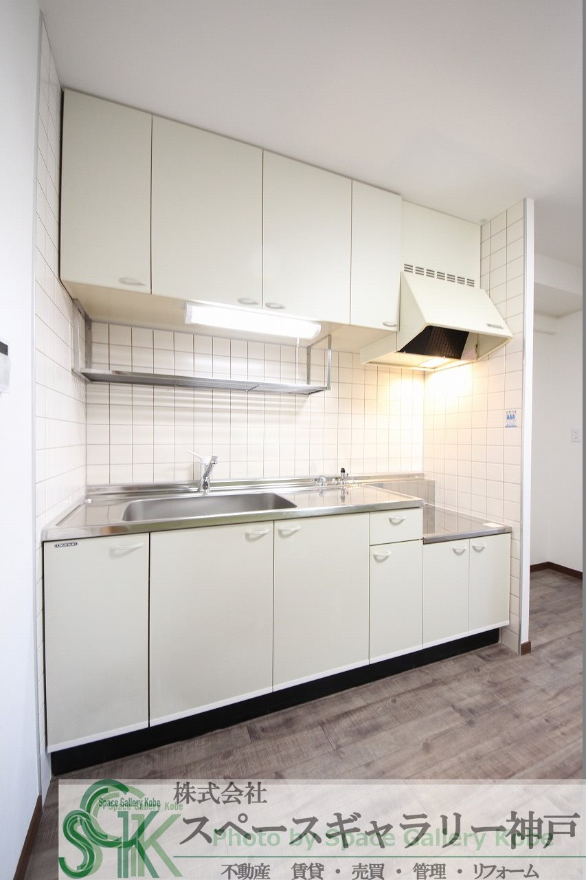 明泉寺シティコートのキッチン|※お部屋により仕様が異なる場合があります。