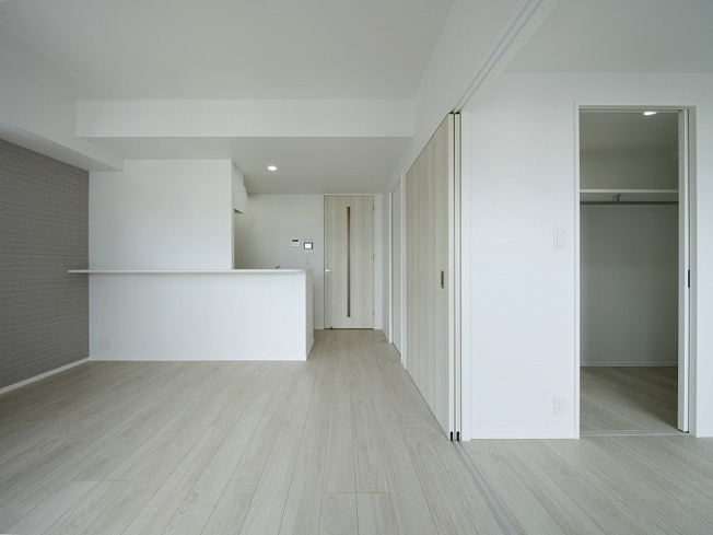 【居間・リビング】 | 新品家具付きマンション博多駅南26(KaGood福岡)