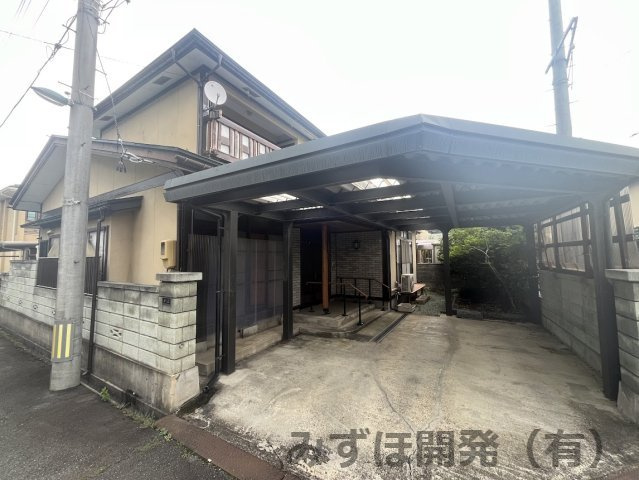 山形市鈴川町3丁目10-22の外観