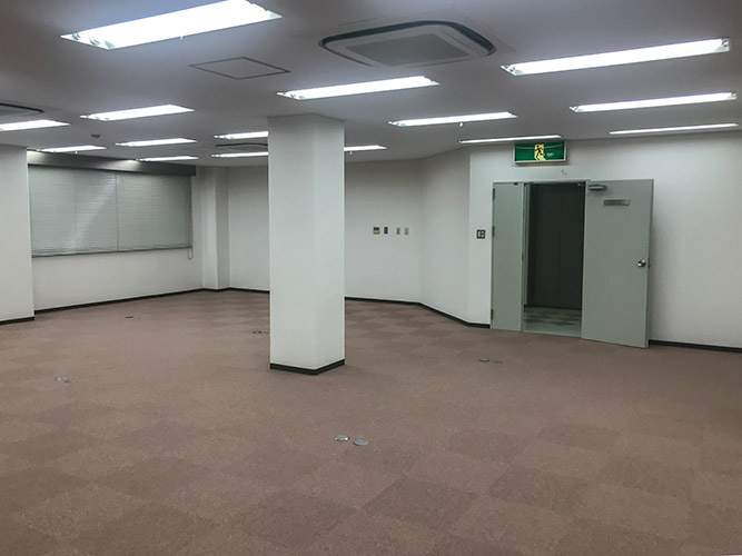 サカエスカイビル