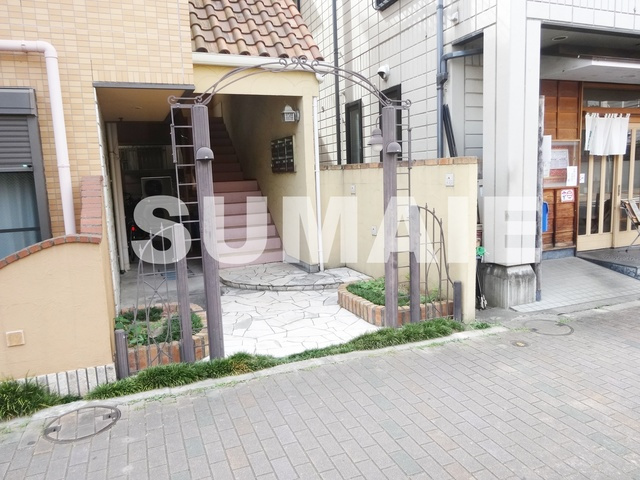 エルムⅡのエントランス|建物入口です