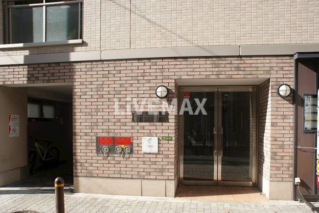 【エントランス】コンフォール南森町