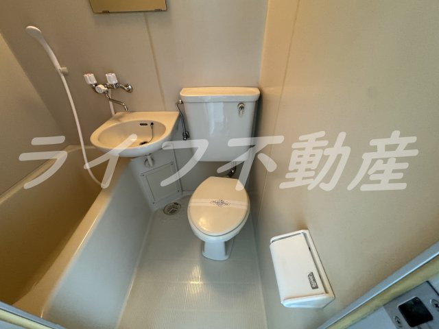 朝日プラザ緑橋IIのトイレ|ゆったりとした空間のトイレです
