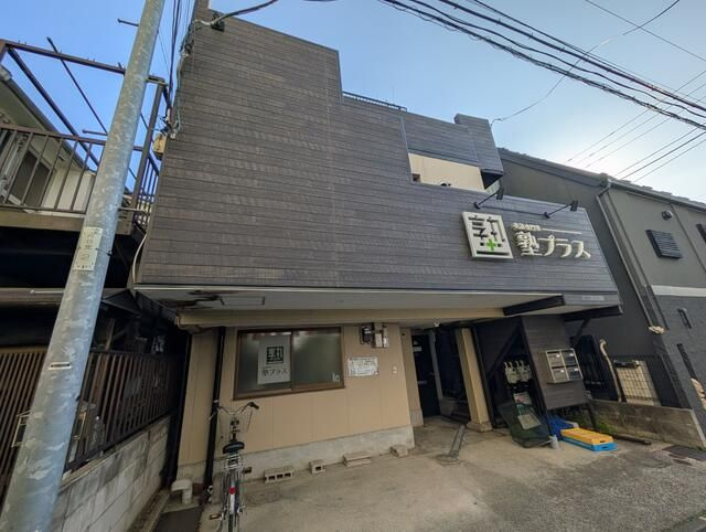 杉並区堀ノ内１丁目の店舗事務所の外観