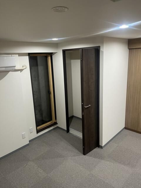 杉並区堀ノ内１丁目の店舗事務所の内装