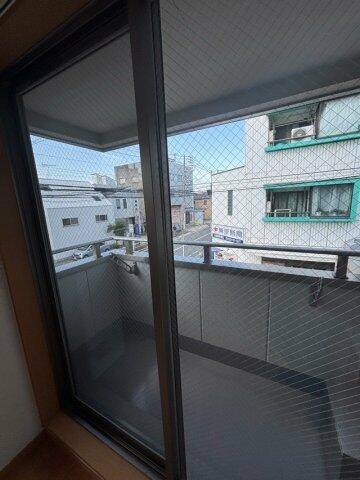 エスポワール西が丘のバルコニー