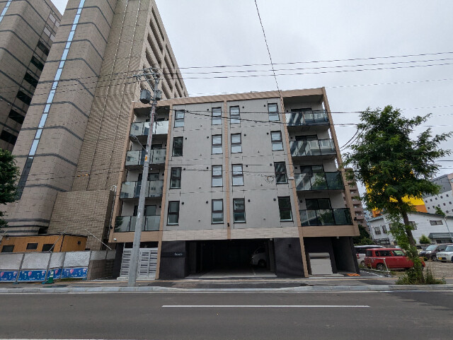 札幌市中央区南六条東２丁目の賃貸マンション