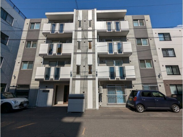 札幌市中央区南十四条西６丁目の賃貸マンション