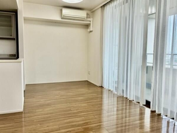 Ｂｒｉｌｌｉａときわ台ソライエレジデンスの居間・リビング