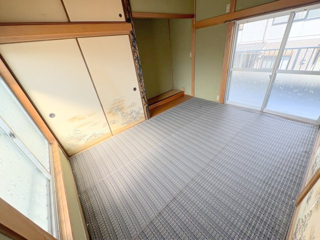 ハウス春日丘の和室