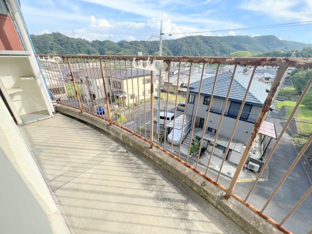 リヴェール立野のバルコニー